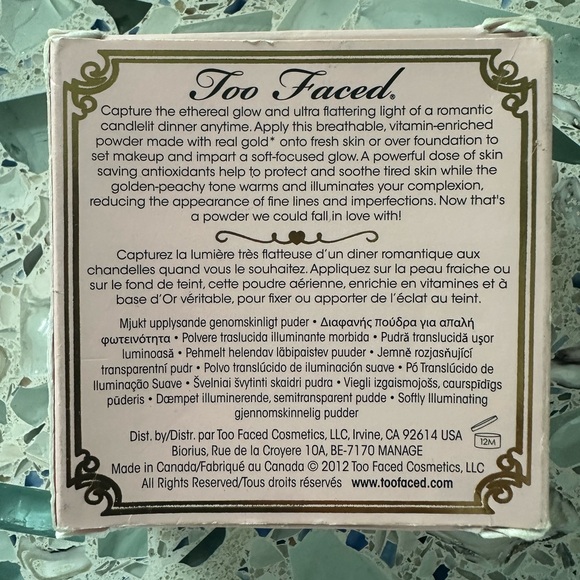Too Faced OG Candlelight - softly, illuminating translucent powder - Picture 3 of 4